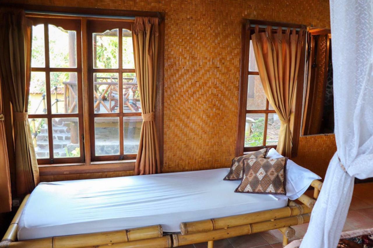 Eka Purnama Cottages Amed  Luaran gambar